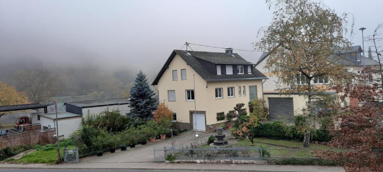 Ferienwohnung „Zur Alten Brauerei“ Mesenich Exterior foto